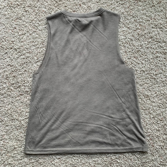Baseball muscle tank (3 up, 3 down) - Picture 2 of 4